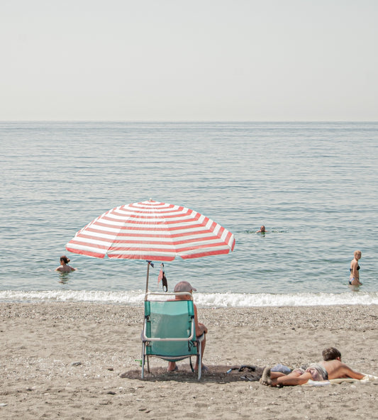 6 Skin Care Ingredients to Avoid When in the Sun